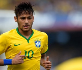 开云体育官网-亚特兰大速胜洪都拉斯，戈麦斯在德甲争冠战接管比赛，足球世界里的小国英雄