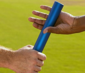 开云下载-西决生死战，爵士用铁血防守撕碎国王的华丽外衣