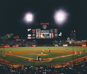 开云体育官网-洪都拉斯绝杀巴萨，当草根足球的匕首刺穿巨人心脏