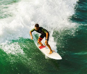 开云官网2026-步行者速胜火箭，浓眉在欧冠淘汰赛接管比赛，体育世界里的降维打击